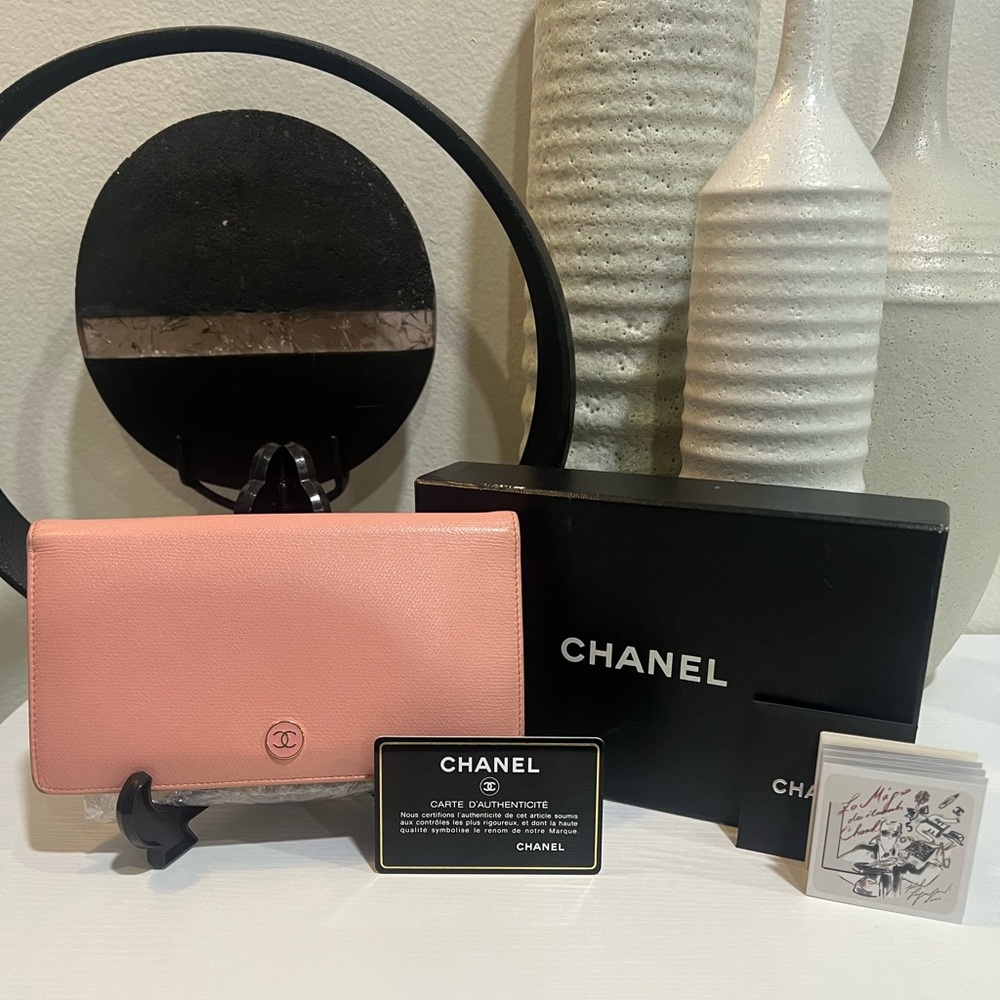 Chanel Leather Flap Wallet - Full Inclusion
